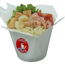 Лапша с морепродуктами и овощами